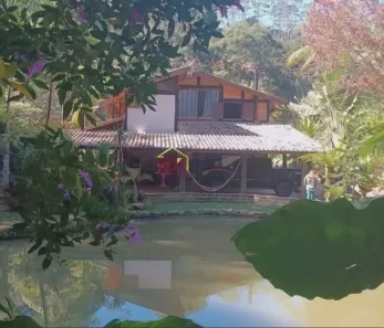 Casa com 3 Quartos para alugar, 300m² no Centro, Santo Antônio do Pinhal