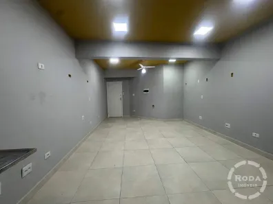 Sala Comercial para alugar, 28m² no Macuco, Santos