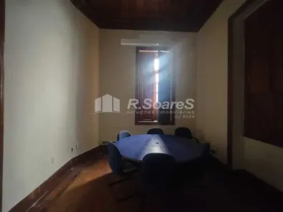 Sobrado com 8 Quartos para venda ou aluguel, 180m² no Botafogo, Rio de Janeiro