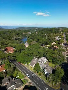 Casa de Condomínio com 3 Quartos à venda, 137m² no Planalto, Gramado