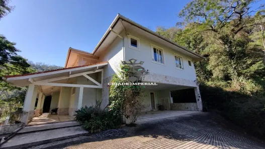 Casa de Condomínio com 4 Quartos para venda ou aluguel, 9180m² no Pedro do Rio, Petrópolis