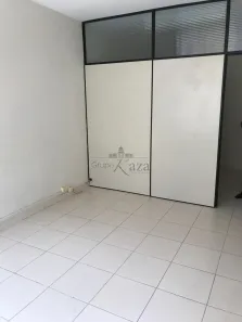 Ponto Comercial à venda, 28m² no Centro, Jacareí