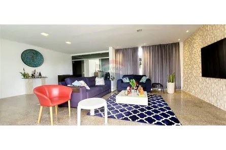 Casa com 4 Quartos à venda, 730m² no Itaigara, Salvador