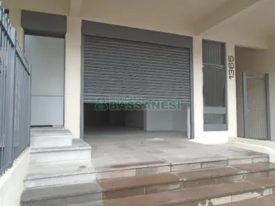 Ponto Comercial para alugar, 250m² no Nossa Senhora de Lourdes, Caxias do Sul