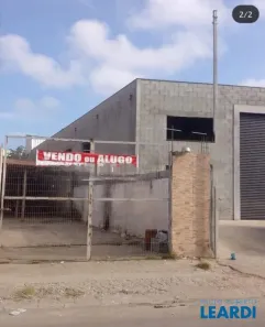 Ponto Comercial à venda, 180m² no Jardim Petrópolis, Cotia