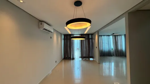 Casa de Condomínio com 4 Quartos para alugar, 220m² no Ponta Negra, Manaus