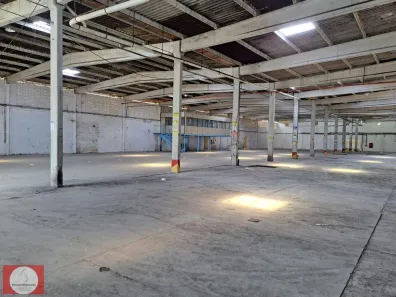 Galpão/Depósito/Armazém para alugar, 4000m² no Águas Claras, Salvador