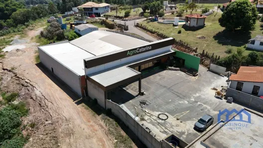 Galpão/Depósito/Armazém à venda, 700m² no , Mairinque