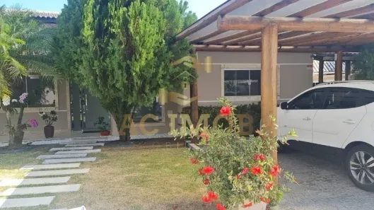 Casa de Condomínio com 5 Quartos para alugar, 220m² no Portão, Lauro de Freitas