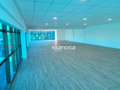Sala Comercial para alugar, 300m² no Barra Olímpica, Rio de Janeiro