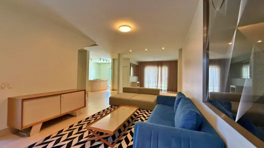 Sobrado com 4 Quartos à venda, 350m² no Plano Diretor Sul, Palmas