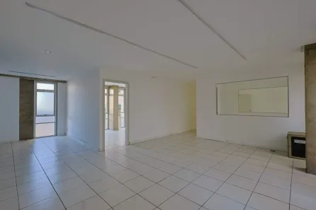 Sala Comercial para alugar, 227m² no Savassi, Belo Horizonte