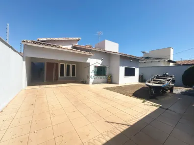 Casa com 4 Quartos para alugar, 240m² no Plano Diretor Sul, Palmas