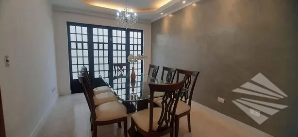 Sobrado com 4 Quartos à venda, 200m² no Jardim Califórnia, Taubaté