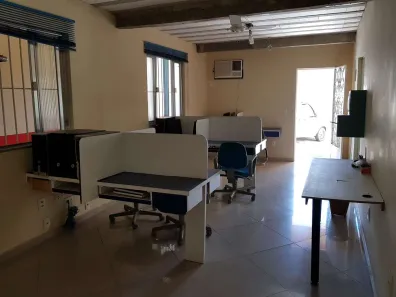 Galpão/Depósito/Armazém com 1 Quarto à venda, 500m² no Taquara, Rio de Janeiro