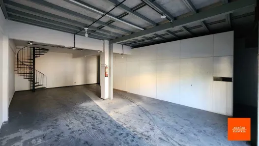 Ponto Comercial para alugar, 200m² no Santa Efigênia, Belo Horizonte