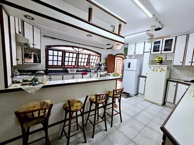 Casa com 3 Quartos à venda, 393m² no Centro, Santa Gertrudes