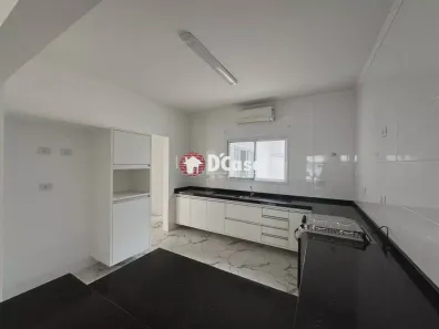 Casa de Condomínio com 4 Quartos para alugar, 119m² no Vila Areao, Taubaté