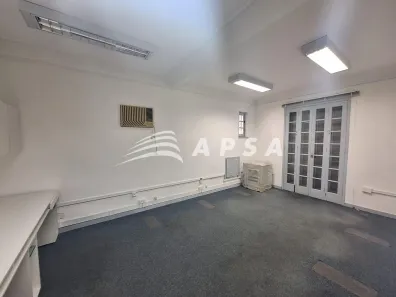 Prédio Comercial para alugar, 599m² no Urca, Rio de Janeiro