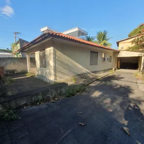 Casa com 3 Quartos para venda ou aluguel, 200m² no Centro, Nova Iguaçu