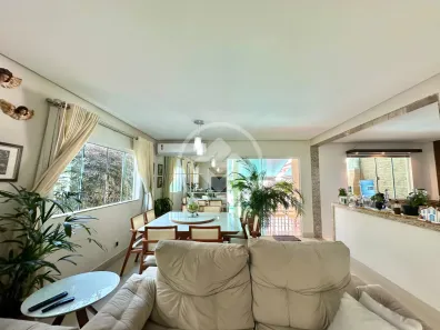 Casa de Condomínio com 4 Quartos para alugar, 242m² no Loteamento Portal do Sol II, Goiânia