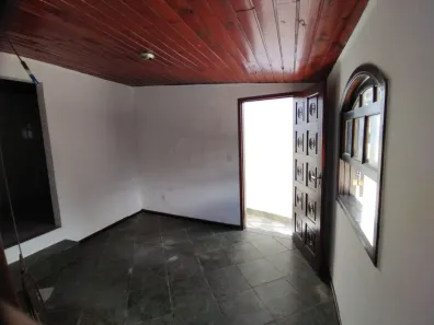 Casa com 3 Quartos para alugar, 90m² no Samambaia, Petrópolis