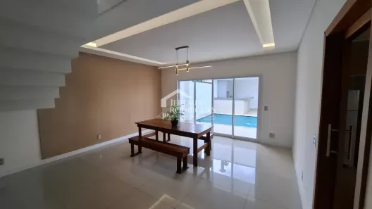 Casa de Condomínio com 3 Quartos à venda, 230m² no Castelo, Tremembé