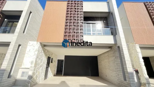 Sobrado com 3 Quartos para alugar, 153m² no Vila Rosa, Goiânia