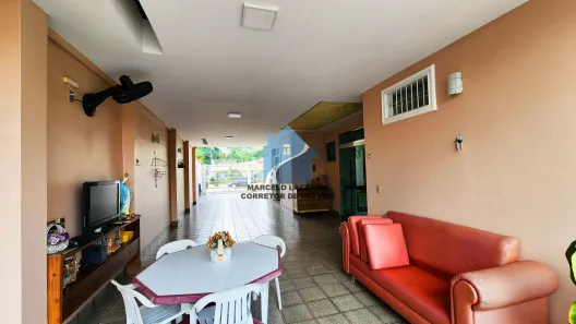 Casa com 3 Quartos à venda, 612m² no Chapada, Manaus