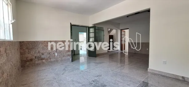Casa com 3 Quartos para alugar, 264m² no Serra, Belo Horizonte