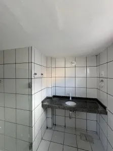 Apartamento com 3 Quartos para alugar, 80m² no Candelária, Natal
