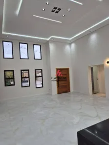 Casa de Condomínio com 3 Quartos para venda ou aluguel, 168m² no Parque São Luís, Taubaté