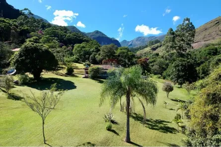 Fazenda/Sítio com 5 Quartos à venda, 312m² no Corrêas, Petrópolis