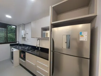 Apartamento com 2 Quartos para alugar, 65m² no , 