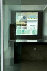Casa de Condomínio com 3 Quartos para alugar, 158m² no Ogiva, Cabo Frio