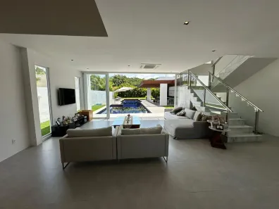 Casa com 5 Quartos para venda ou aluguel, 750m² no Interlagos (Abrantes), Camaçari