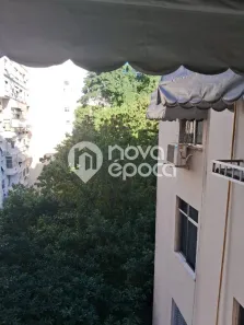 Apartamento com 2 Quartos à venda, 75m² no Leme, Rio de Janeiro