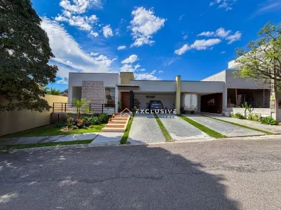 Casa de Condomínio com 3 Quartos para venda ou aluguel, 300m² no Residencial Santa Helena, Caçapava