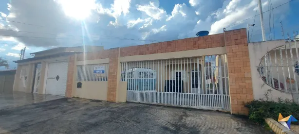 Casa com 3 Quartos à venda, 154m² no Taguatinga Norte, Brasília