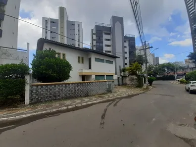 Casa com 4 Quartos para venda ou aluguel, 471m² no Jardim Apipema, Salvador