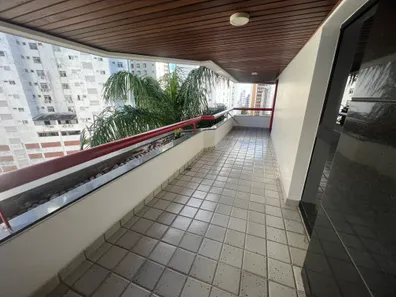 Apartamento com 4 Quartos à venda, 362m² no Jardim Apipema, Salvador