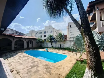 Casa com 4 Quartos para alugar, 441m² no Caxangá, Suzano