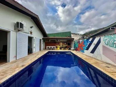 Casa de Condomínio com 4 Quartos à venda, 200m² no Balneário Praia do Pernambuco, Guarujá