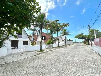 Casa com 4 Quartos à venda, 88m² no , Matinhos