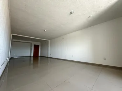 Sala Comercial para alugar, 76m² no Nossa Senhora das Graças, Canoas