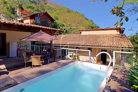 Casa com 4 Quartos à venda, 1000m² no Buenos Aires, Guarapari