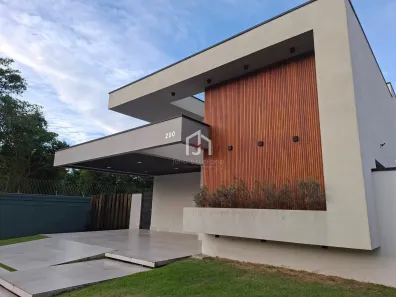 Casa de Condomínio com 3 Quartos para alugar, 230m² no Quiririm, Taubaté