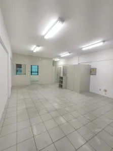 Sala Comercial para alugar, 110m² no Centro, Santos
