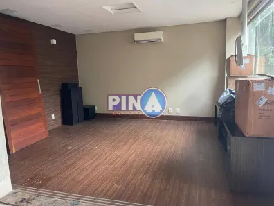 Casa de Condomínio com 4 Quartos para alugar, 390m² no Jardins Madri, Goiânia