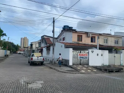 Casa com 3 Quartos para alugar, 90m² no Capim Macio, Natal